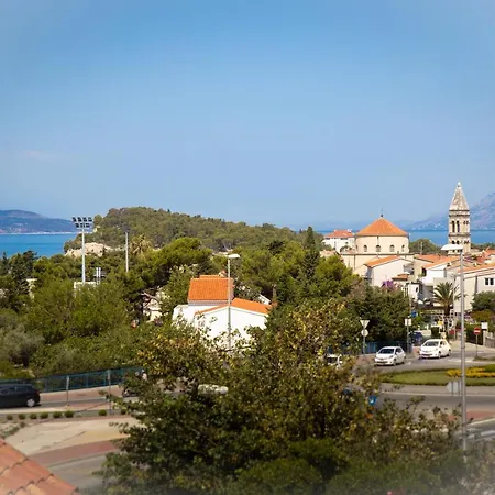 Perla Makarska