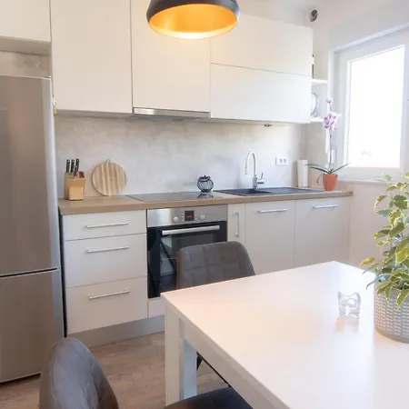 Perla Apartment Makarska